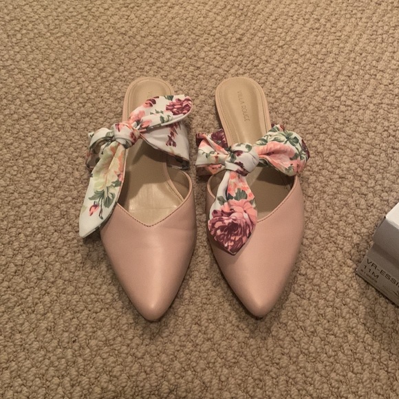 Villa Rogue Brand Women's Blush Floral Mules Size 11 - Picture 2 of 7